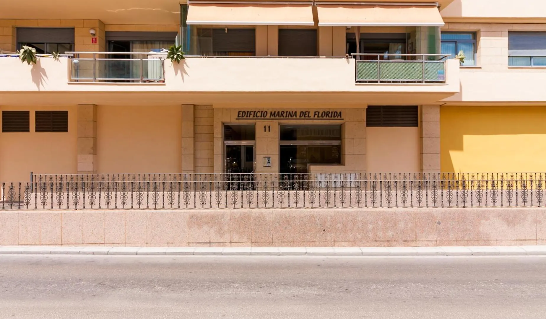Solana Florida Seafront Daire Fuengirola 0*,