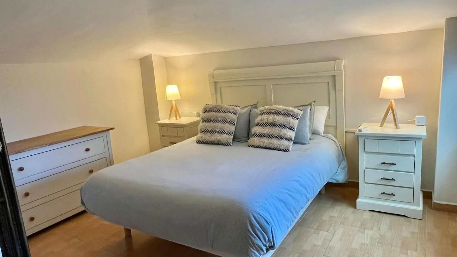 Solana Florida Seafront Daire Fuengirola 0*,  İspanya